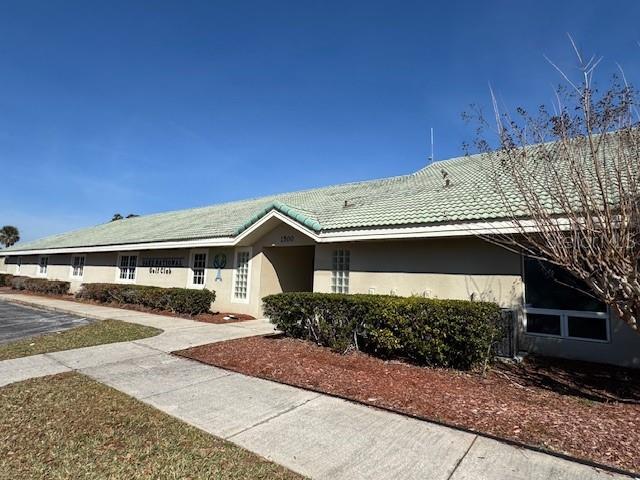 Building Photo - 1851 Wedgewood Way