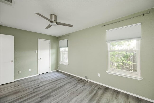 Building Photo - 5900 Richard Carlton Blvd