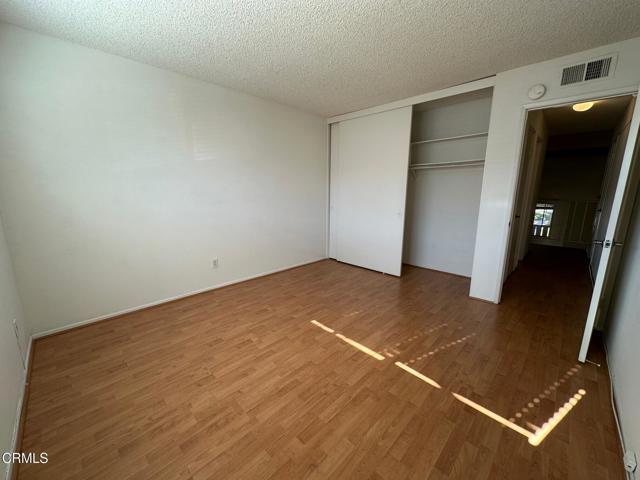 Building Photo - 436 Fairview Ave