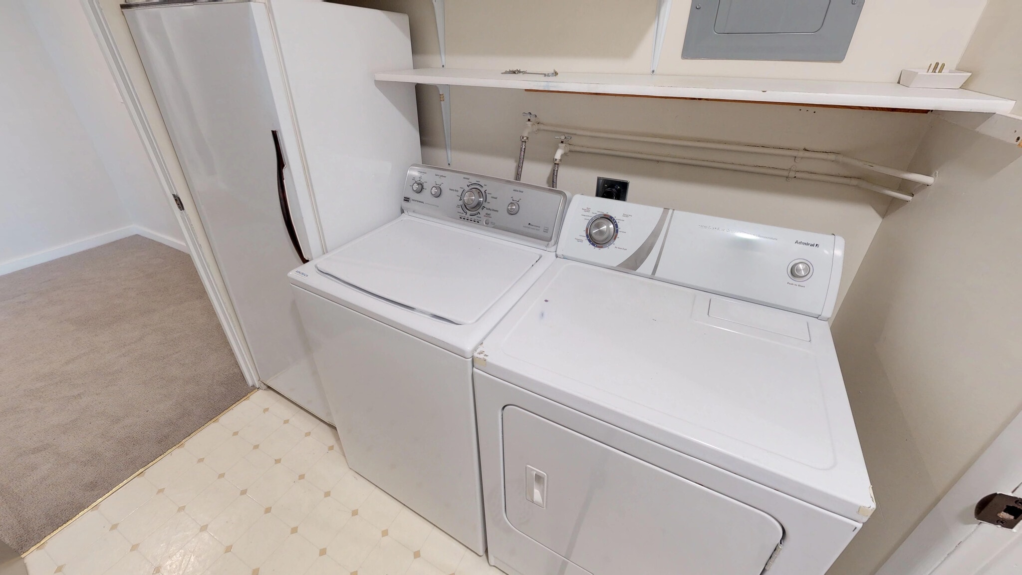 laundry - 409 S 11th