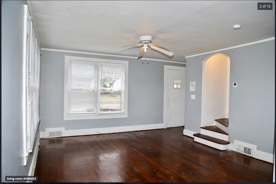 Building Photo - 614 N Ellis St