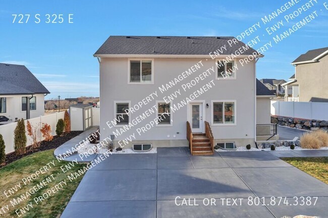 Building Photo - Enormous 5 bed - 3.5 bath Pet-Friendly Wil...