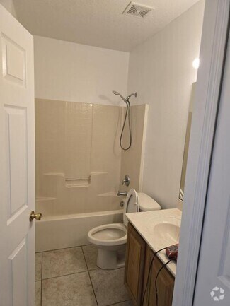 Building Photo - 731 Toulon Dr