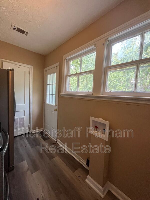 Building Photo - 39 Muscogee Dr