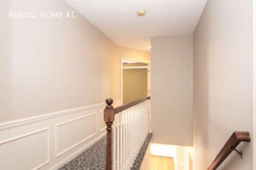 Building Photo - 10509 Ballentine-