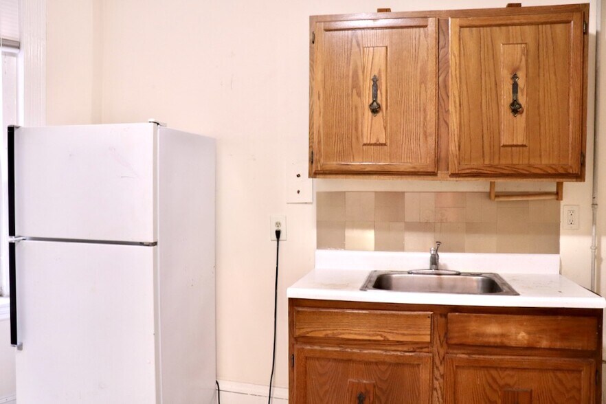 Building Photo - 9 Myrtle St