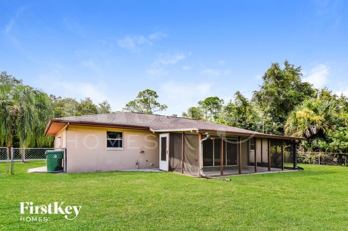 Building Photo - 201 Lambert St