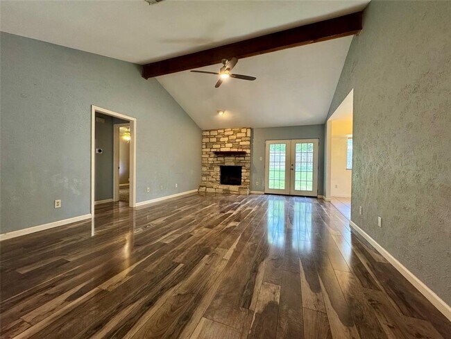 Building Photo - 2112 Surrender Ave