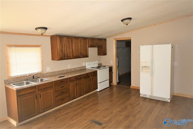 Building Photo - 190 Old Poplar School Rd