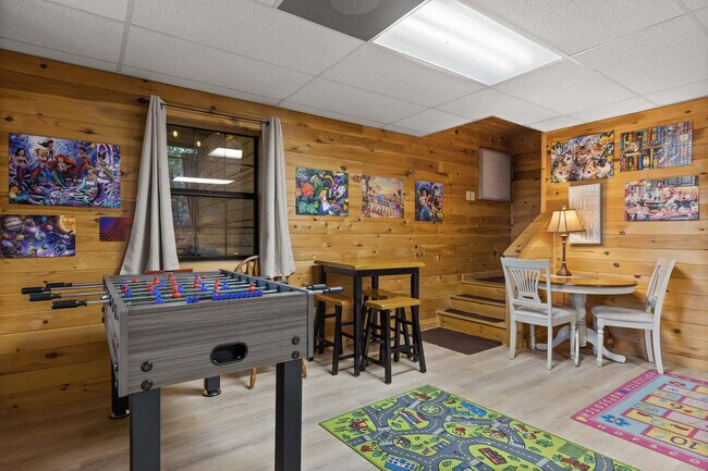 Building Photo - 150 Arrow Way