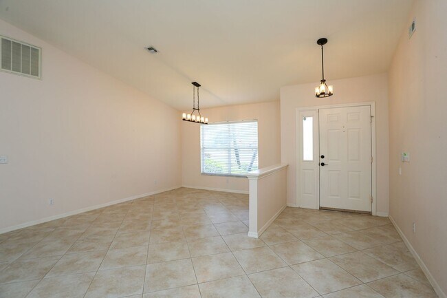 Building Photo - ** LELY COUNTRY CLUB UNFURNISHED 3 BEDROOM...