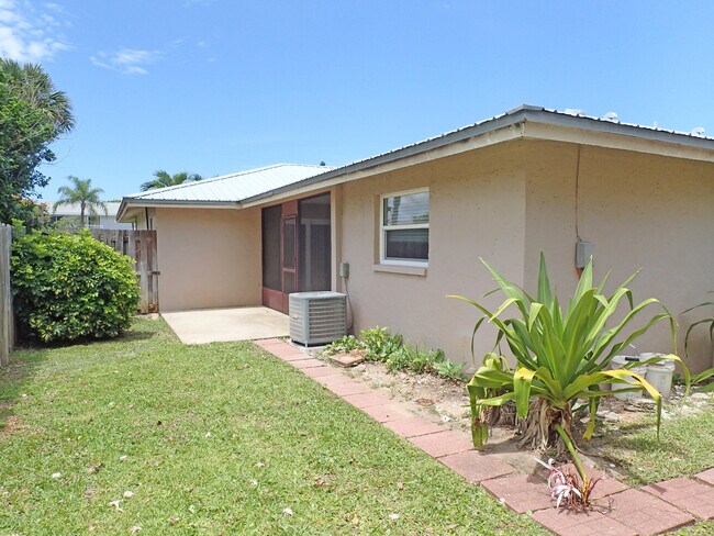 Building Photo - 243 Ocean View Ln