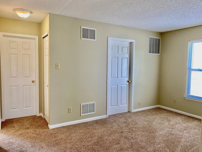 Building Photo - COMING SOON!! Wonderful 3 Bedroom 2.5 Bathroom Two Story Home with Loft on the Pond in Wayne!