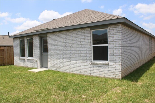 Building Photo - 3036 Dawn Sound Dr