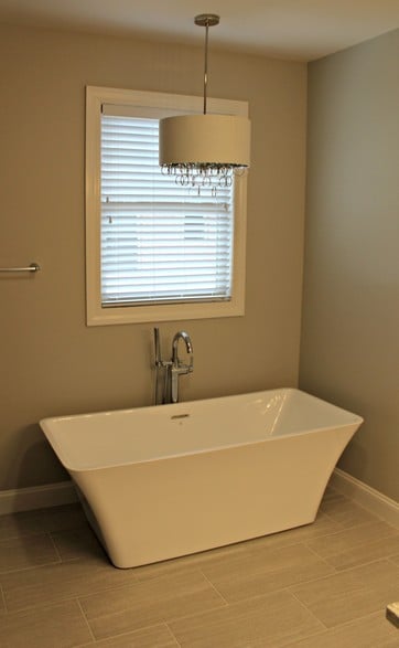 Master Bath - 4623 6th Ave