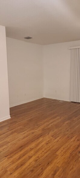 Building Photo - 3635 Sonoma Dr