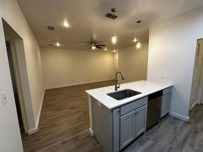 Building Photo - Three Bed, Three Bath now Available!