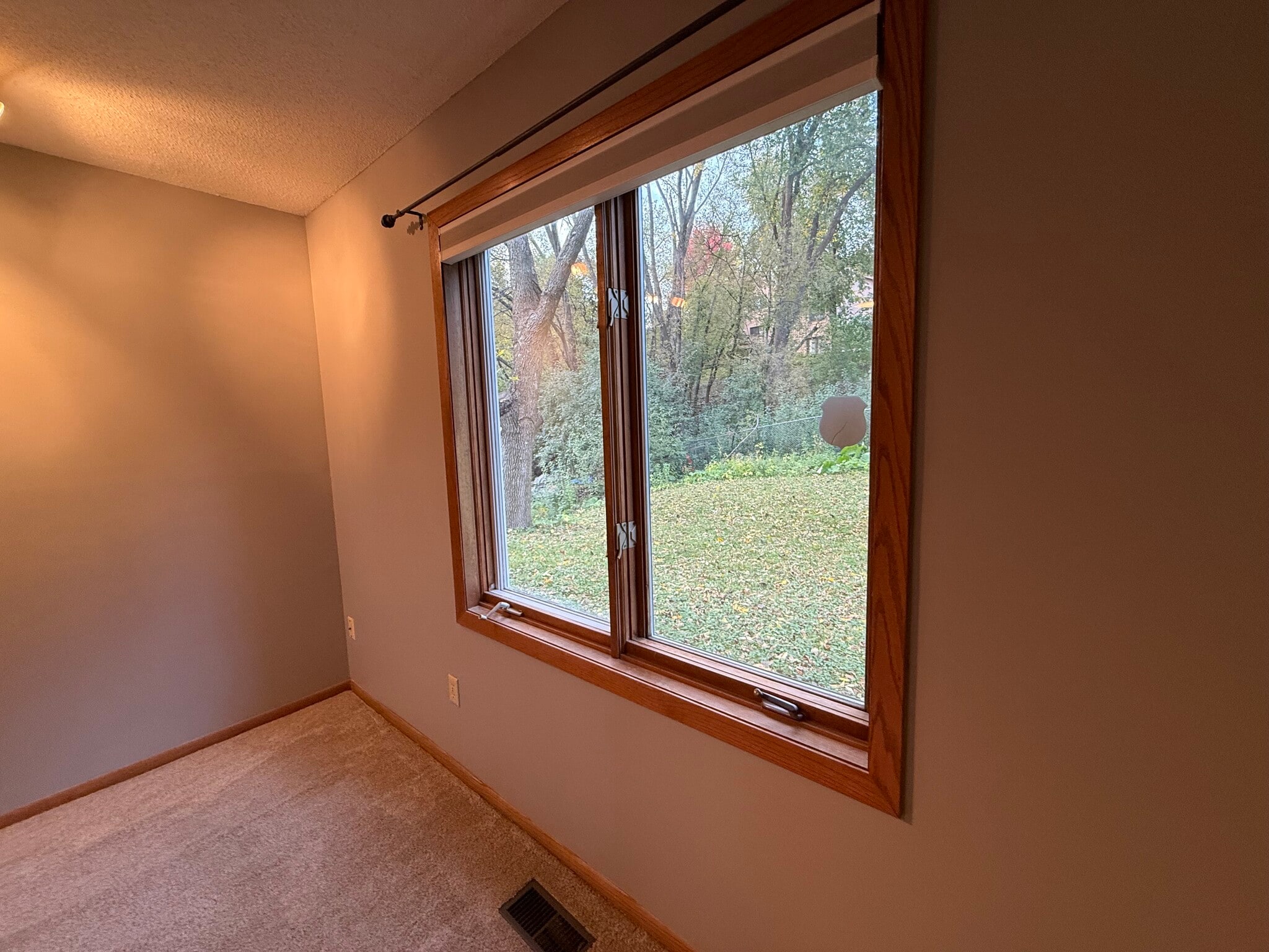 Building Photo - 5864 Red Cherry Ln