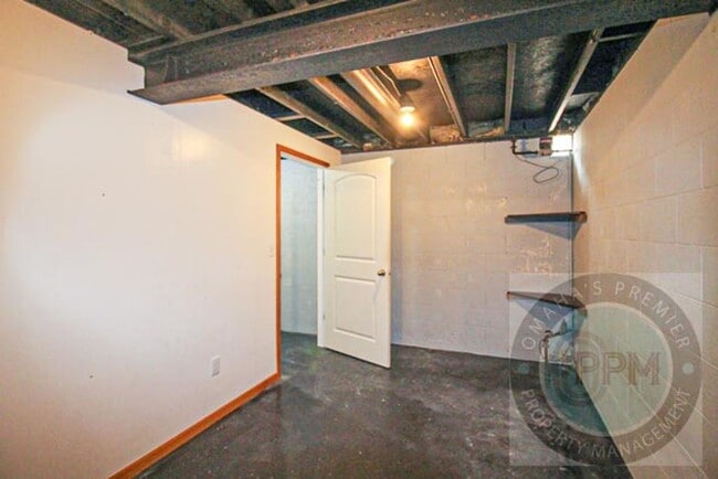 Building Photo - Comfortable 2 Bedroom/ 2 Bathroom/ 2 Car D...