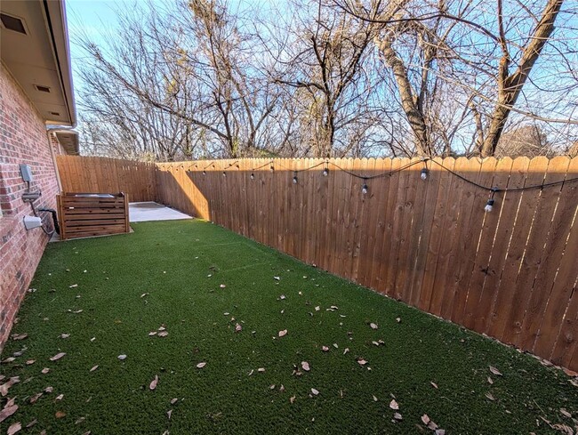 Building Photo - 643 Sisken Ct