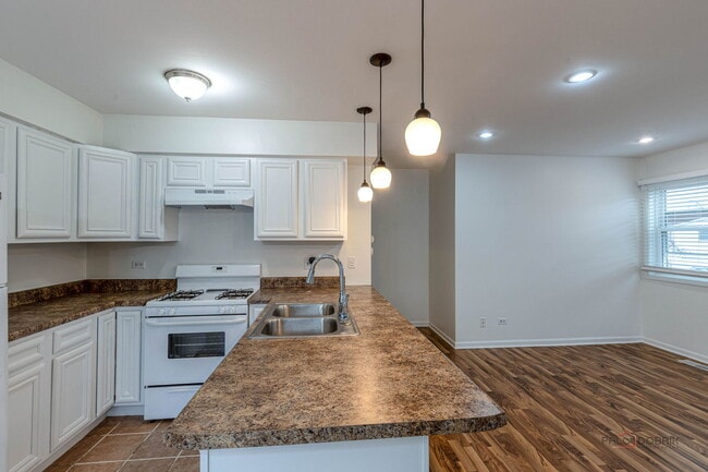 Building Photo - 526 Inverrary Ln