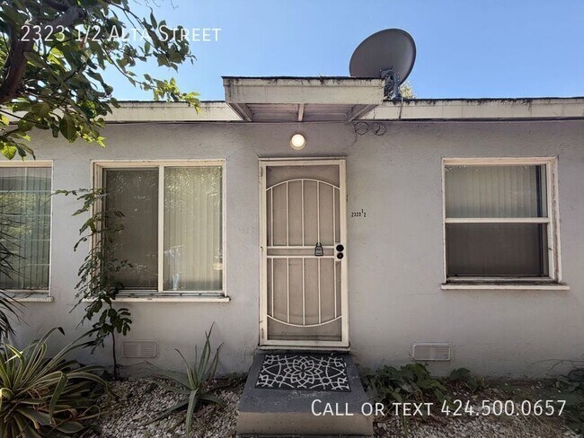 Building Photo - 2323 1/2 Alta Street-