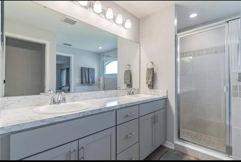 Building Photo - 6945 Gideon Cir