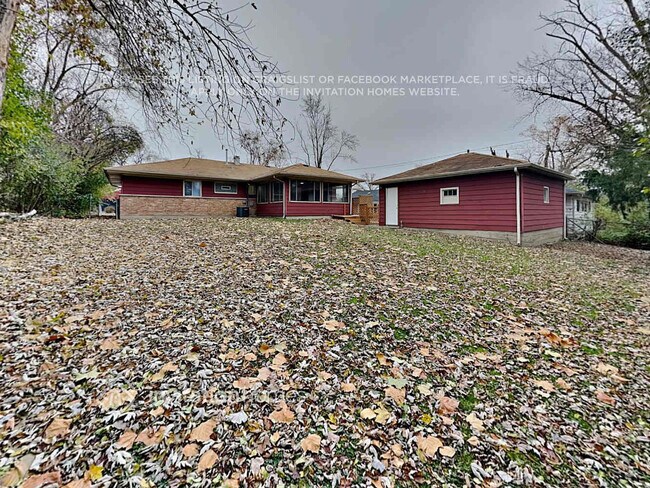 Building Photo - 113 Nashua St