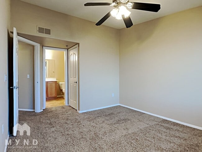 Building Photo - 2401 E Rio Salado Pkwy