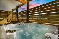 Building Photo - 3524 Fifth Ave