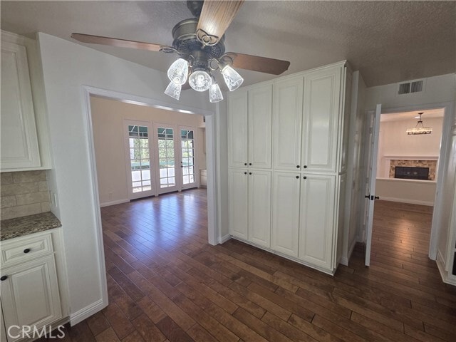 Building Photo - 7492 Seabluff Dr