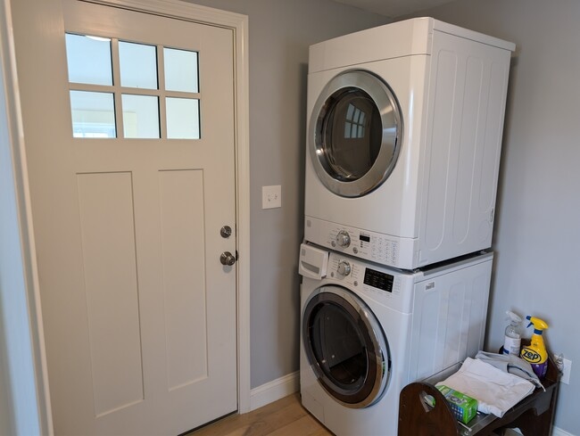 Building Photo - 39 South St