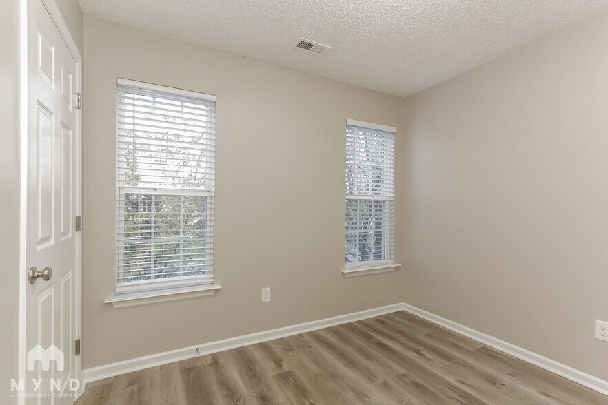 Building Photo - 4505 Capstone Dr