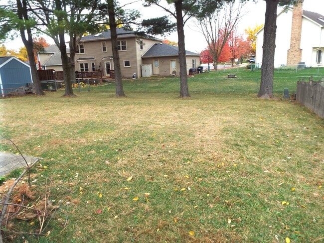 Building Photo - 1921 Stanford Dr