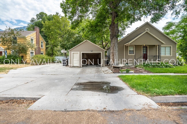 Building Photo - 611 E 350 N