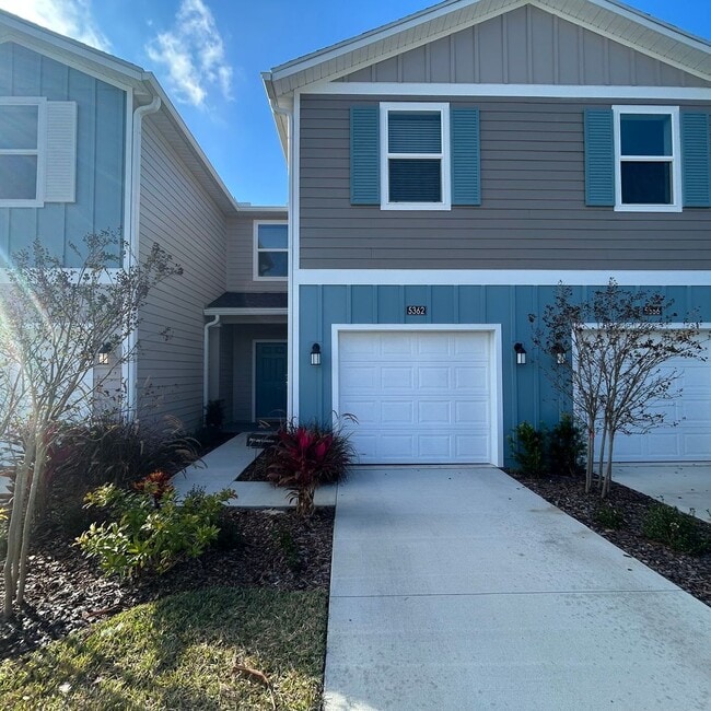 Building Photo - 5362 NW 21st Ct