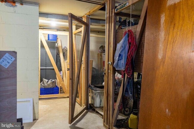 Building Photo - 429 Edgemont Ave