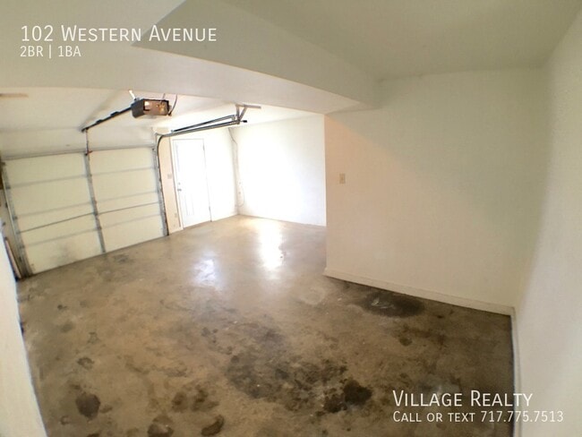 Building Photo - 102 Western Ave