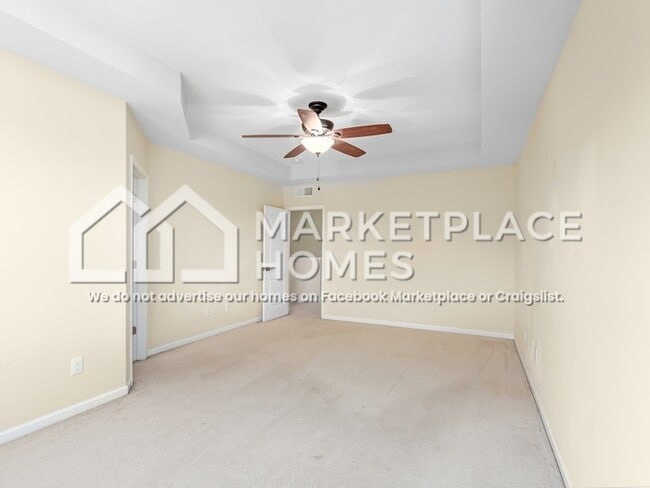 Building Photo - 533 Panorama Park Pl