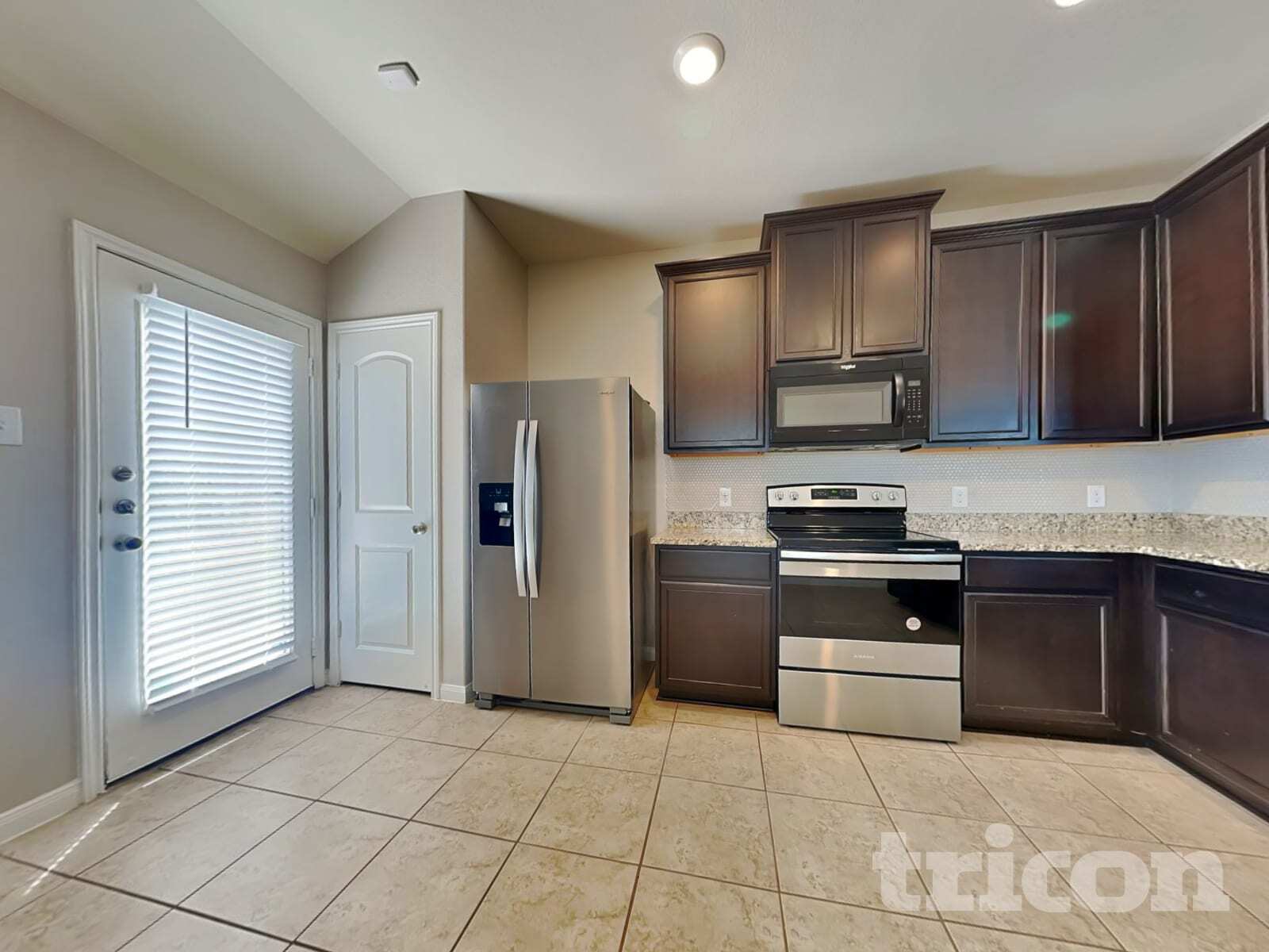 Building Photo - 20017 Woodrow Wilson St