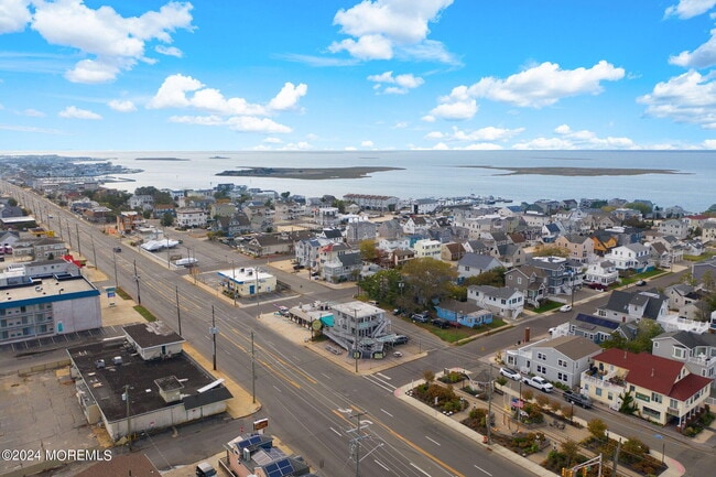 Building Photo - 13302 Long Beach Blvd