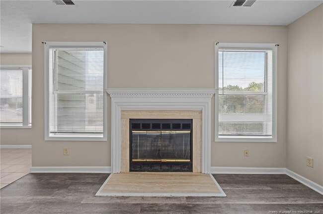 Building Photo - 962 Stewarts Creek Dr