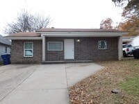 Building Photo - Newly Remodeled 2 Bedroom House for Rent N...