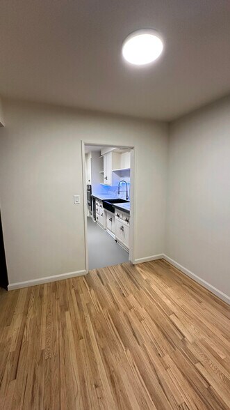 Building Photo - 4805 Saviers Rd