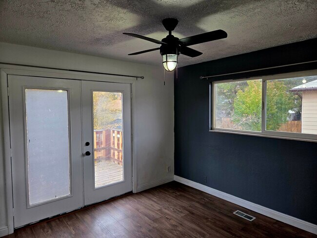 Building Photo - 1968 E 5850 S