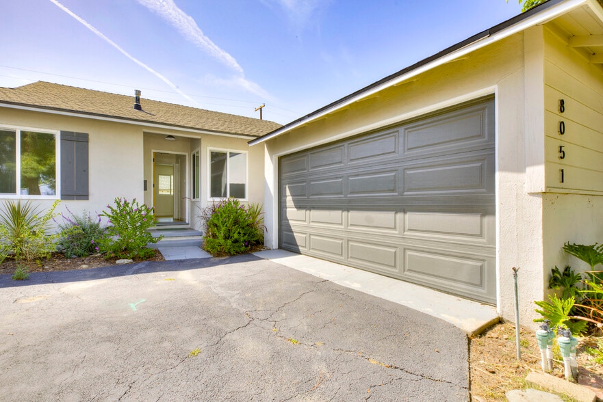 Building Photo - 8051 Etiwanda Ave