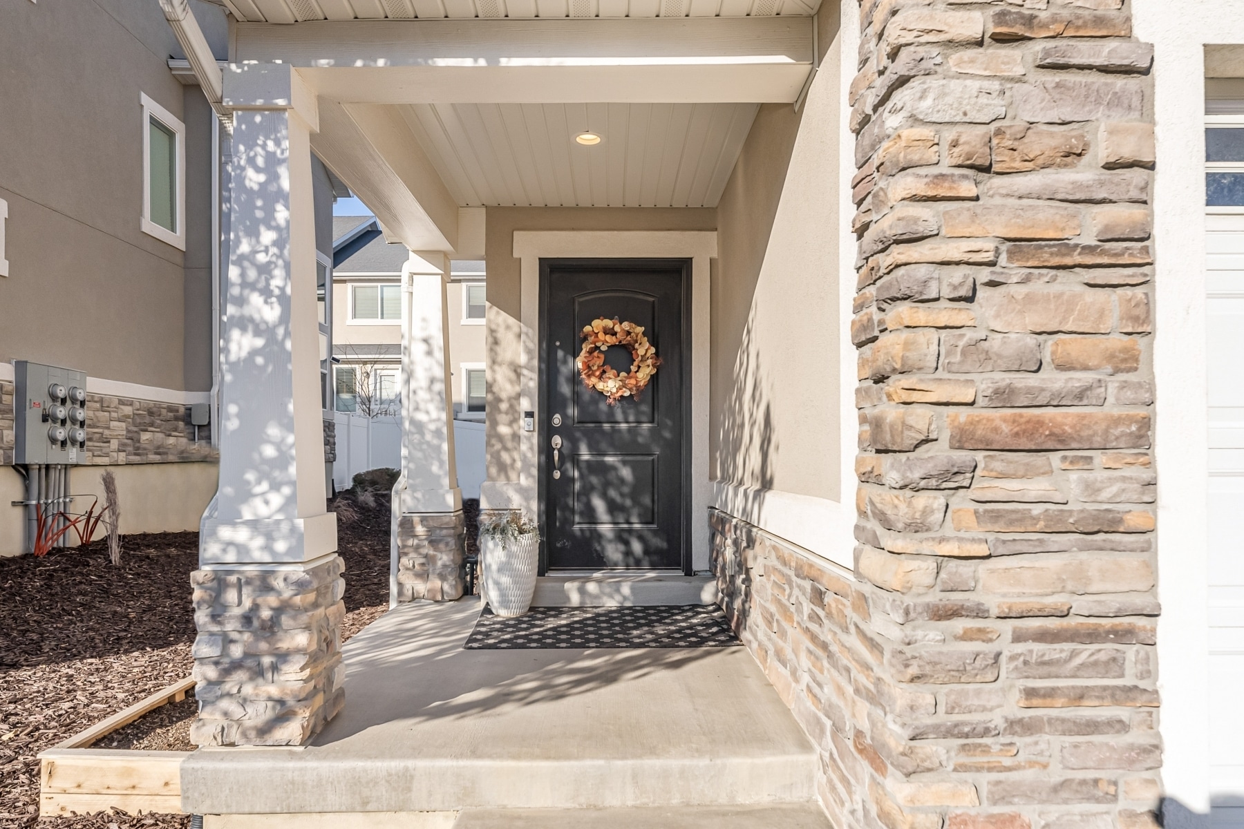 Building Photo - 4864 W Pillar Dr