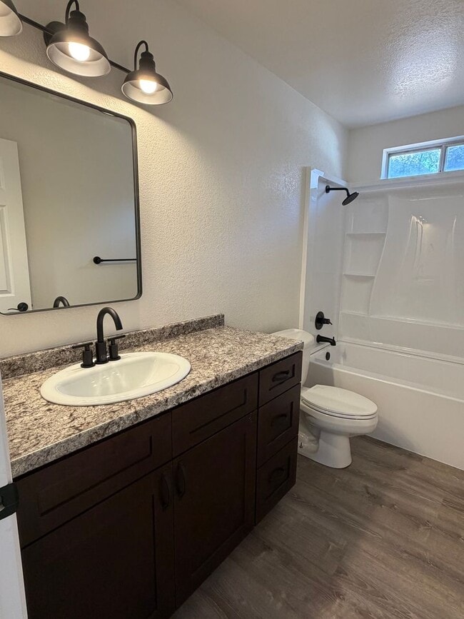 Building Photo - 1762 Willis St