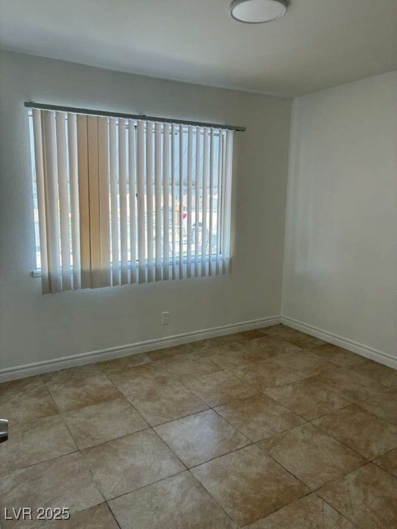 Building Photo - 6121 Granada Cir