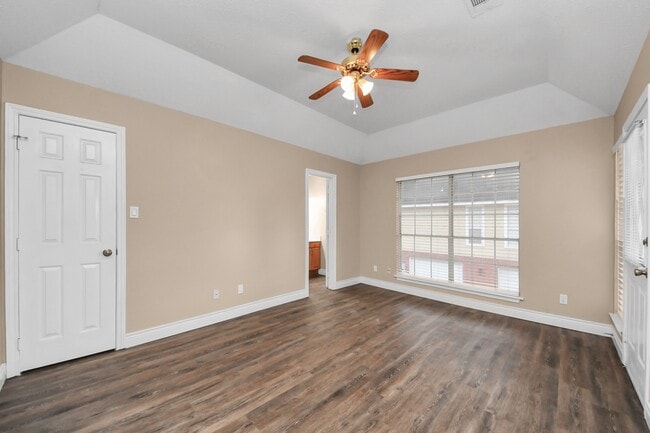 Building Photo - 1163 Lovett St